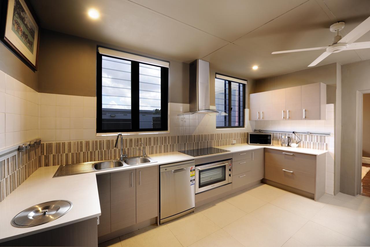 The Stirling Arms Hotel Perth Ngoại thất bức ảnh