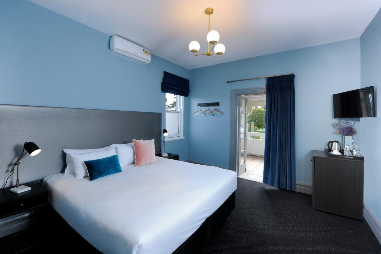 The Stirling Arms Hotel Perth Ngoại thất bức ảnh