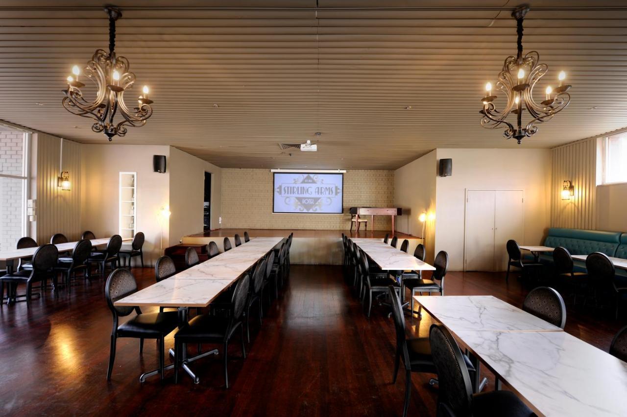 The Stirling Arms Hotel Perth Ngoại thất bức ảnh