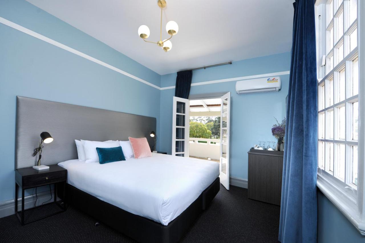 The Stirling Arms Hotel Perth Ngoại thất bức ảnh